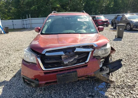 2017 Subaru Forester 2.5I Premium z USA, uszkodzony, nr VIN JF2SJAEC1HH467974